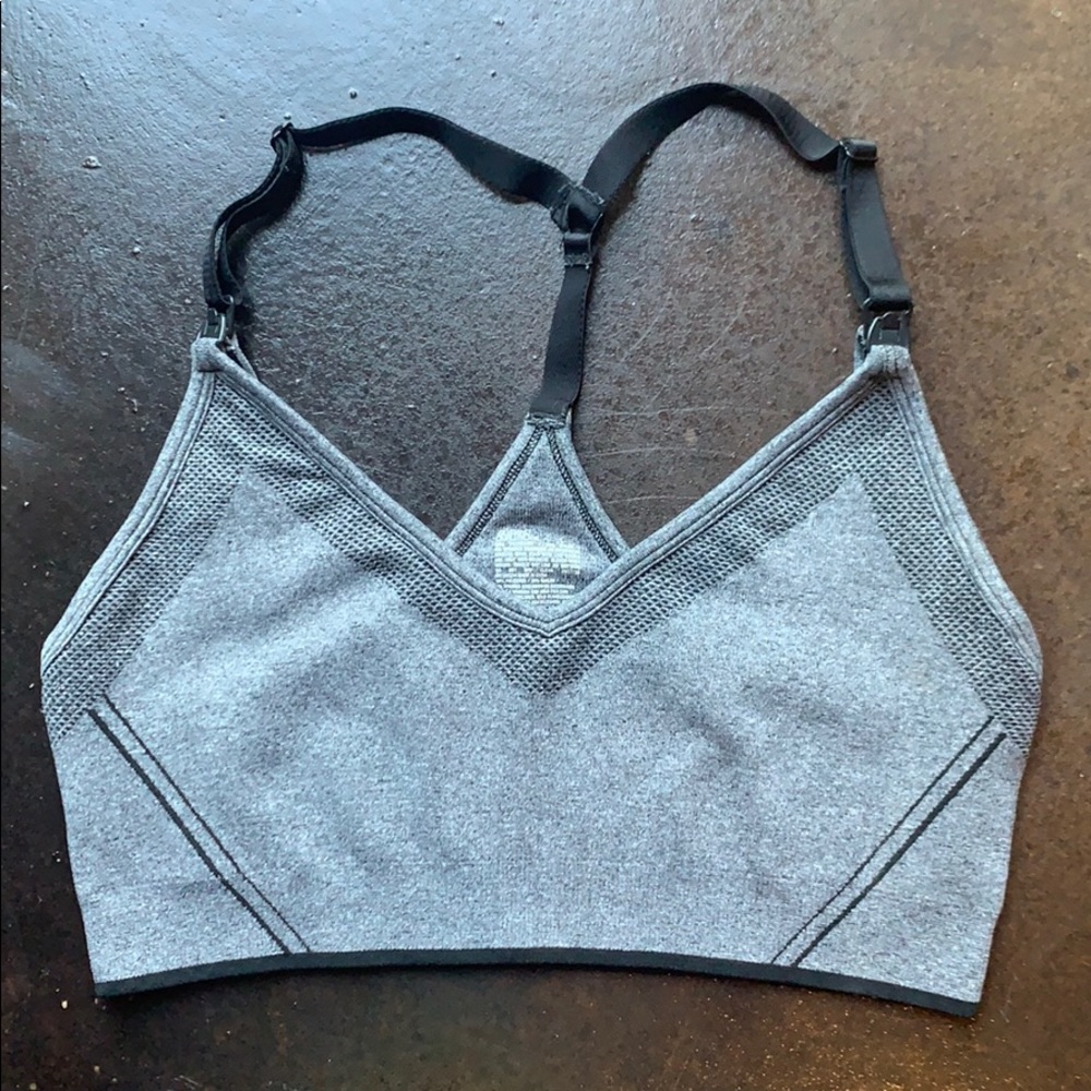Gilligan & OMalley Nursing Sports Bra EUC